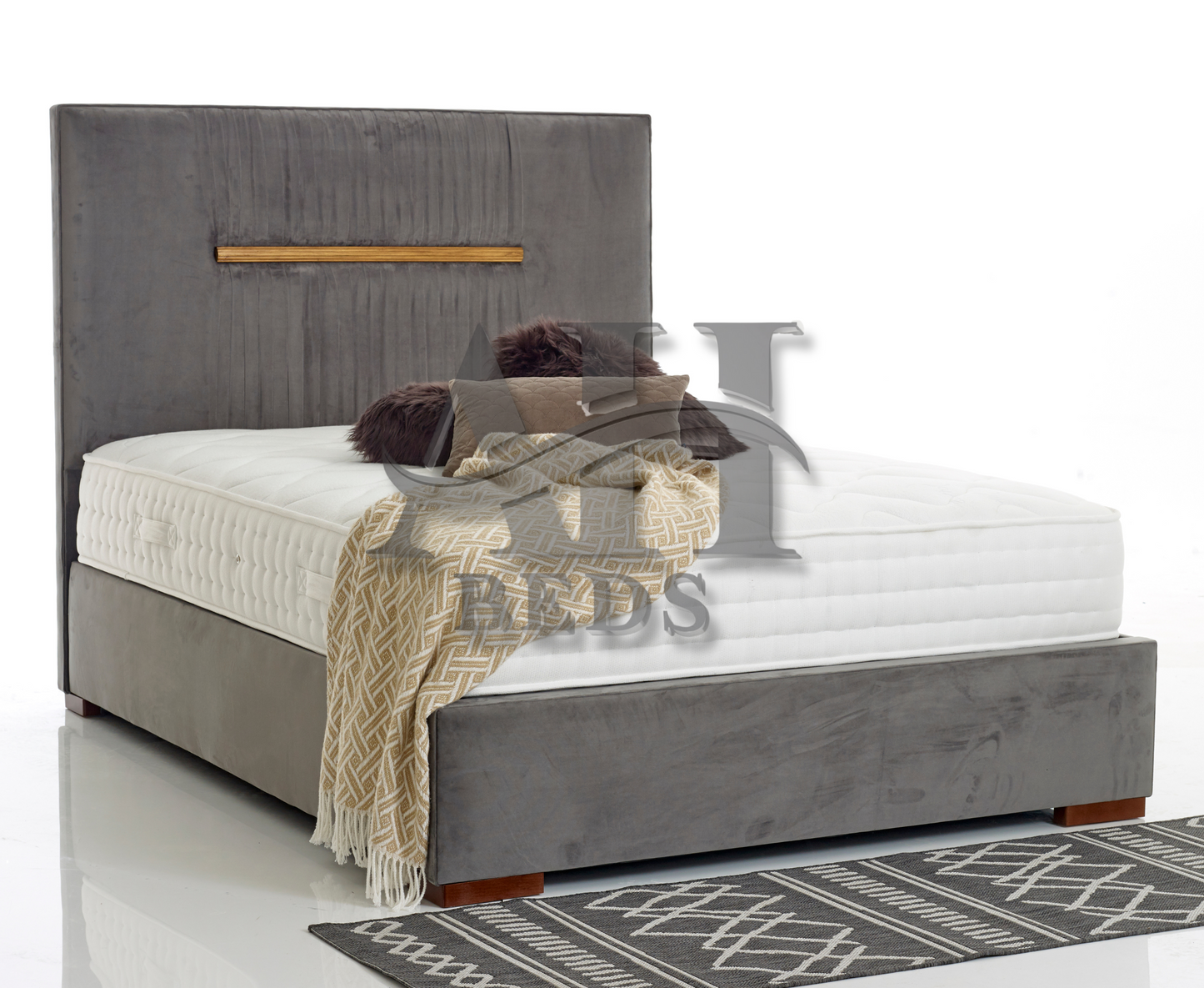 Tulum Luxury Bed